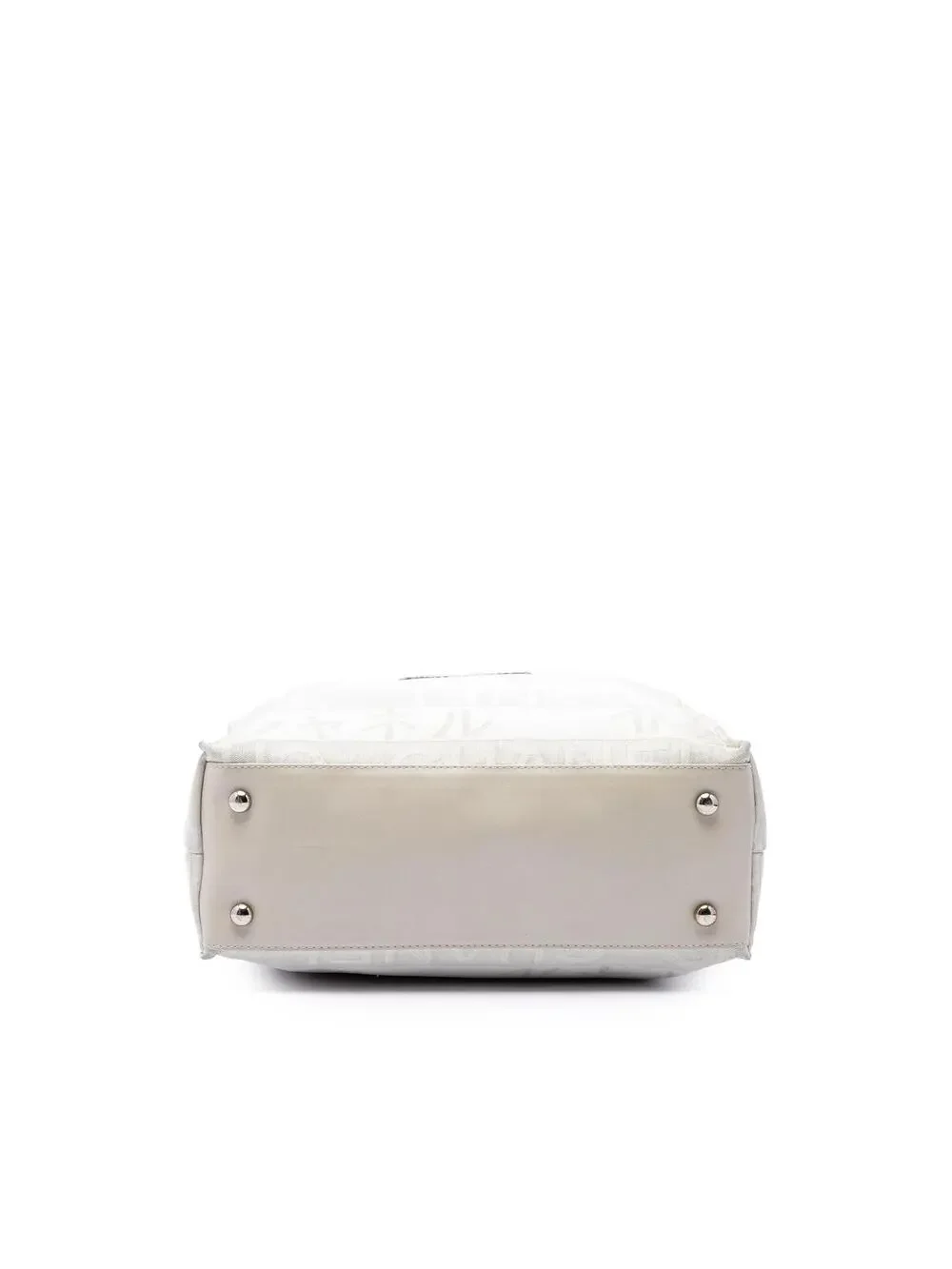 CHANEL elevate your